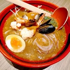 Caldos · Caldo 7 Mares + ramen