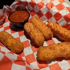 Menú niños · Dedos de queso